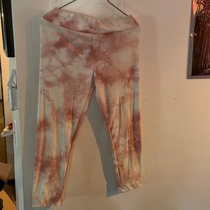 Time and tru crop leggings 3/4 length